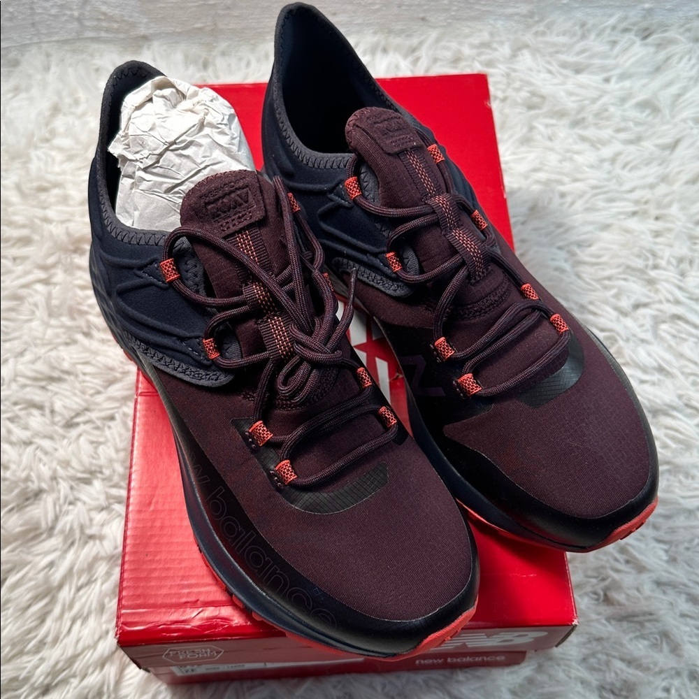 NIB New Balance Men's Fresh Foam Roav V1 Trail Running Shoe - Picture 2 of 10